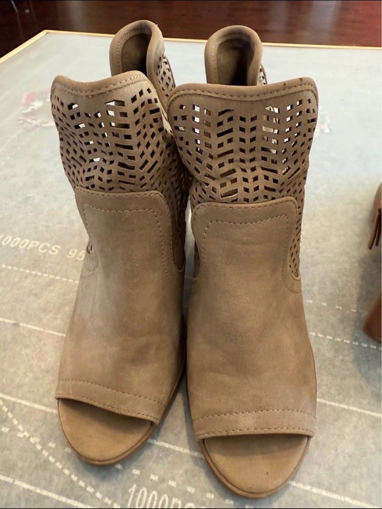 Soda Shoes - Soda Taupe Laser-Cut Peep Toe Ankle Mules